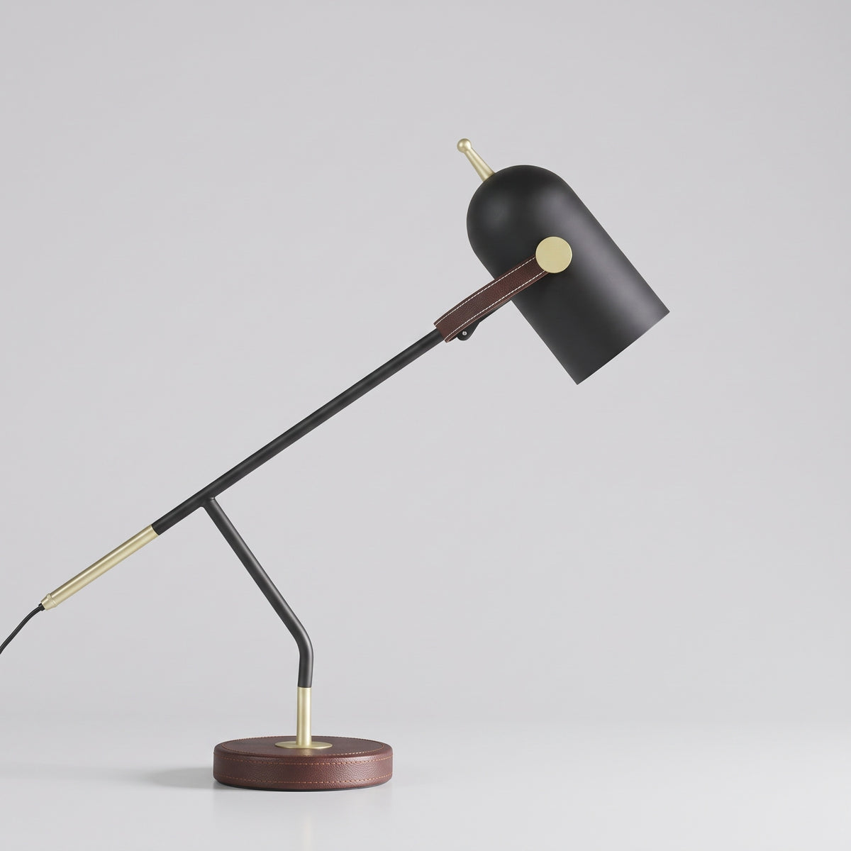 Modern Metal Table Lamp with E27 Fitting for Reading