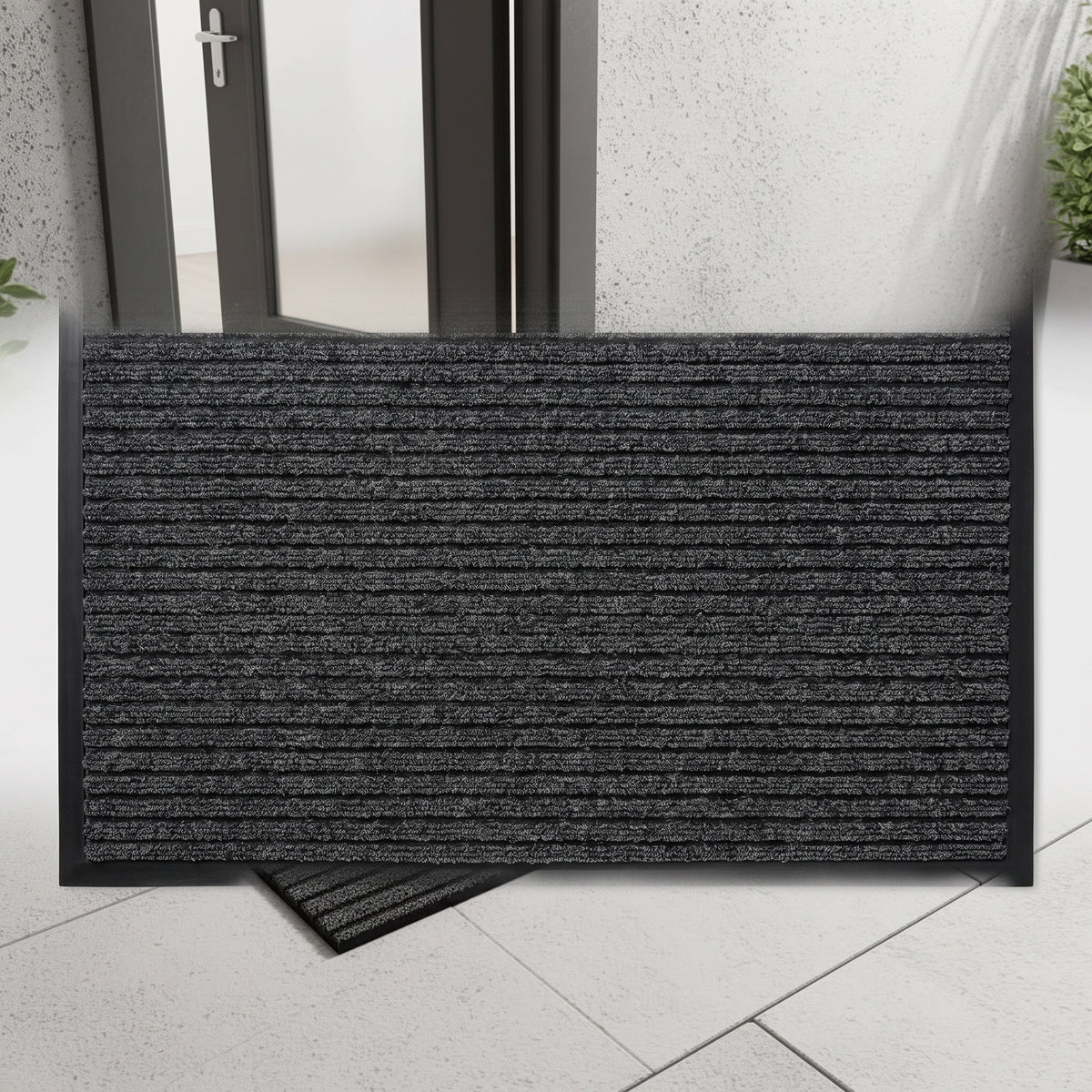Outdoor Entrance Mat with Dense Fibres for All Weather