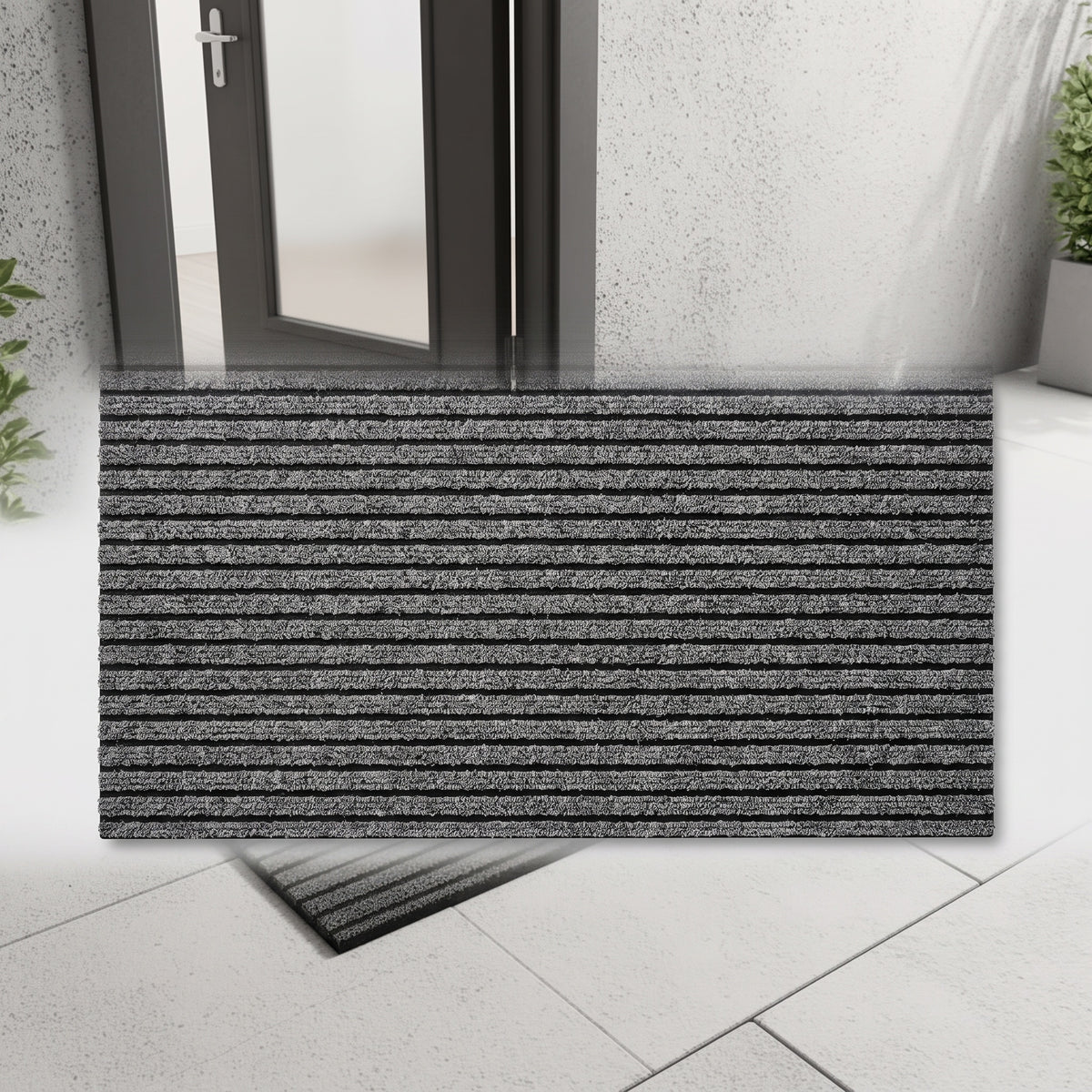 Outdoor Entrance Mat with Dense Fibres for All Weather