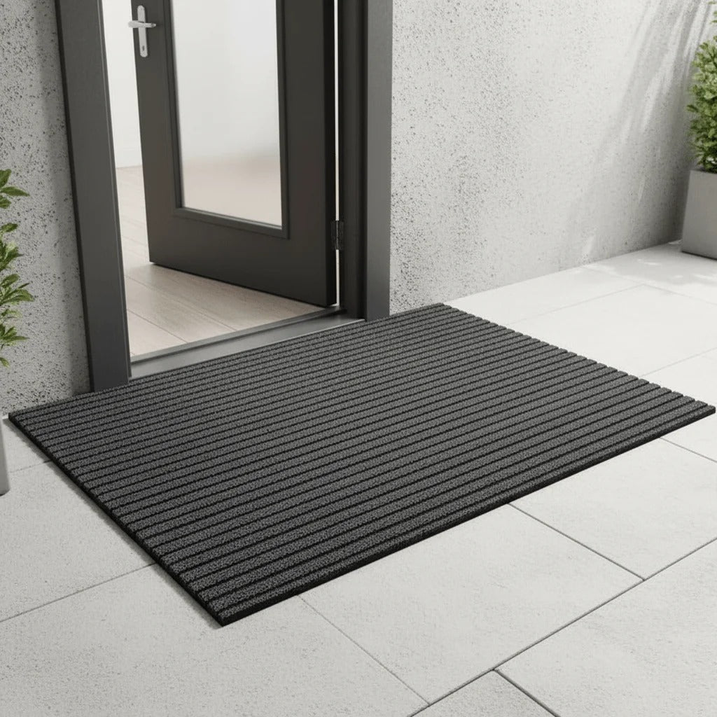 Outdoor Entrance Mat with Dense Fibres for All Weather